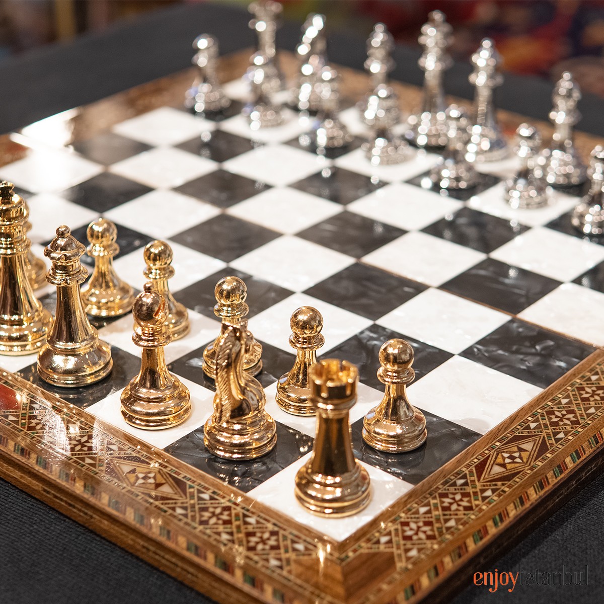 Luxury Handmade Chess Set-Brass Chessmen Rosewood Mosaic Chess Board - Gift Item